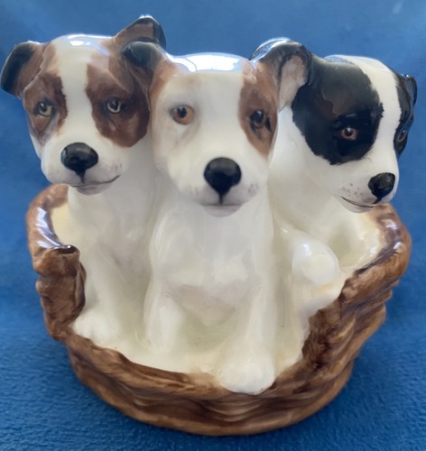 A206 royal doulton three - doulton,